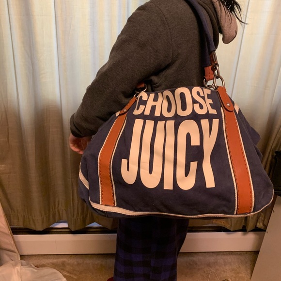 Canvas Prep Padlock Medium Varsity Bag - Picture 2 of 6